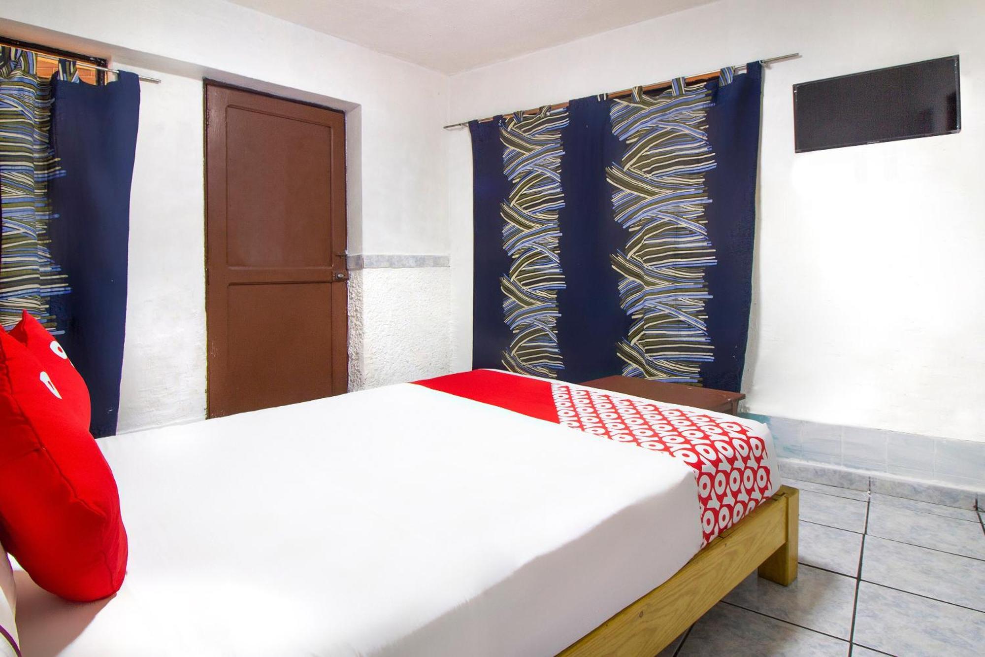 Oyo Hotel Brazil,Guadalajara,Estadio Jalisco Екстер'єр фото