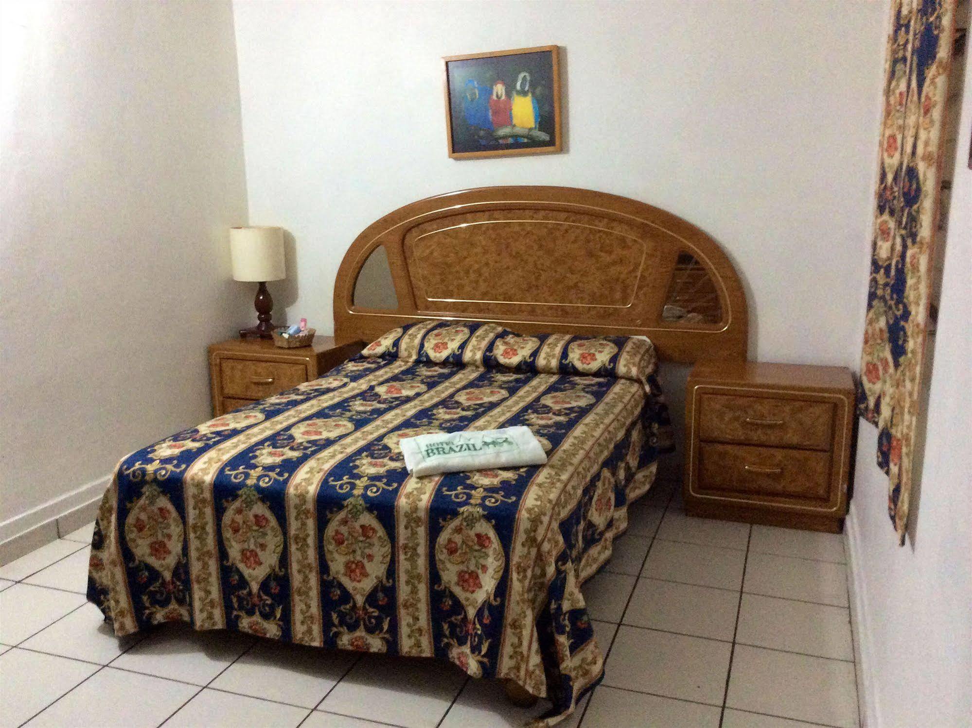 Oyo Hotel Brazil,Guadalajara,Estadio Jalisco Екстер'єр фото
